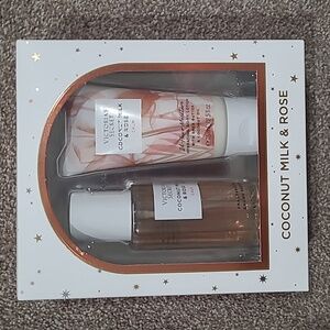 NWT Victoria's Secret Mini Coconut Milk & Rose Mist/Lotion Set